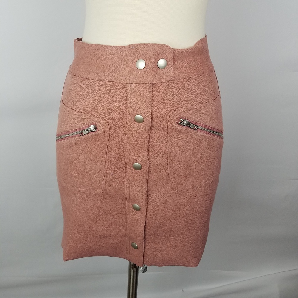 SUEDE-LIKE MINI SKIRT